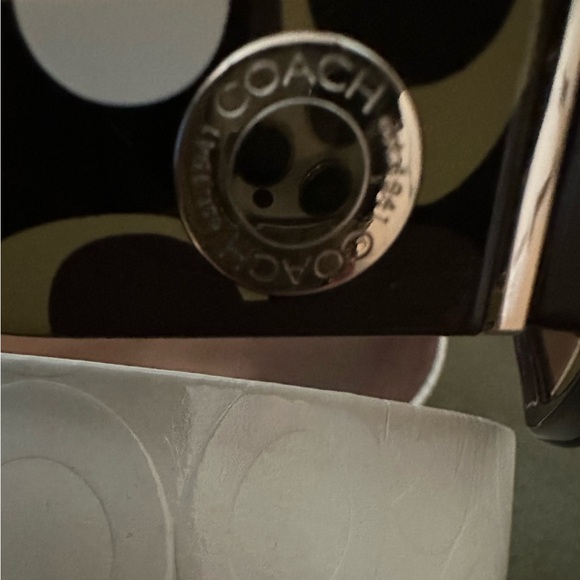 Coach Arabella Sunglasses *retired* - Picture 4 of 11